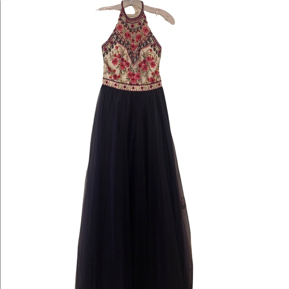 Prom dress, size six, like new, blue, beaded top, sleeveless, backless - Picture 2 of 8